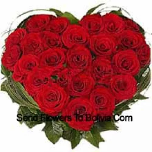 Herzförmiger Korb mit 41 roten Rosen